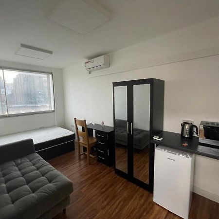 לונדון Golders Guesthouse מראה חיצוני תמונה
